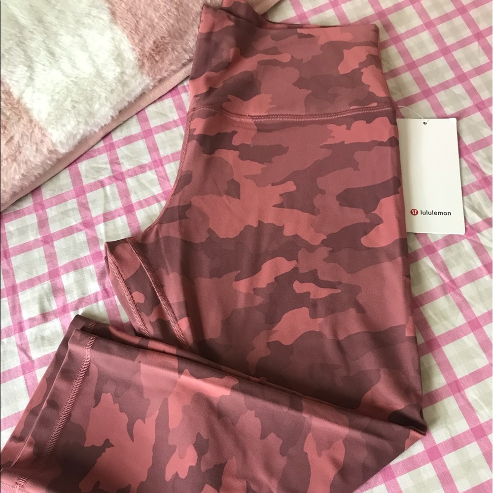 Lululemon High Waist Crop Pants